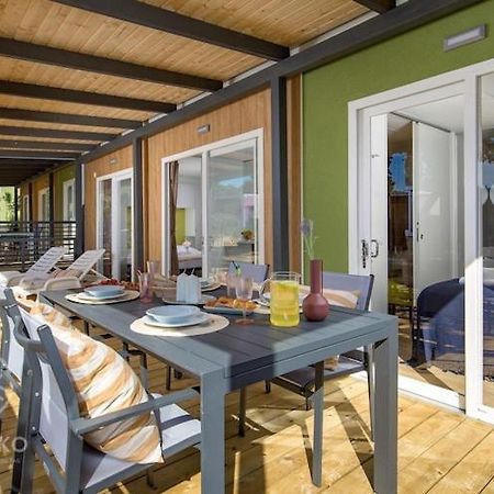 Premium Mobile Home In ノヴァリャ エクステリア 写真