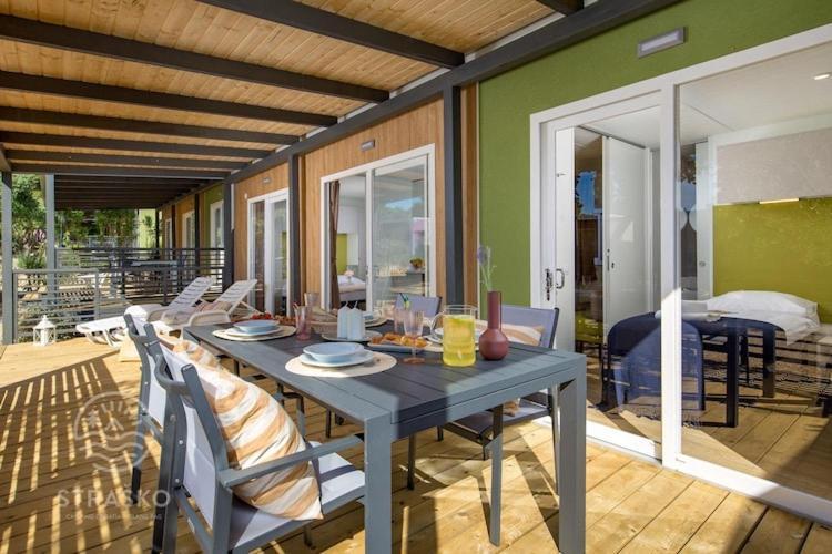 Premium Mobile Home In ノヴァリャ エクステリア 写真