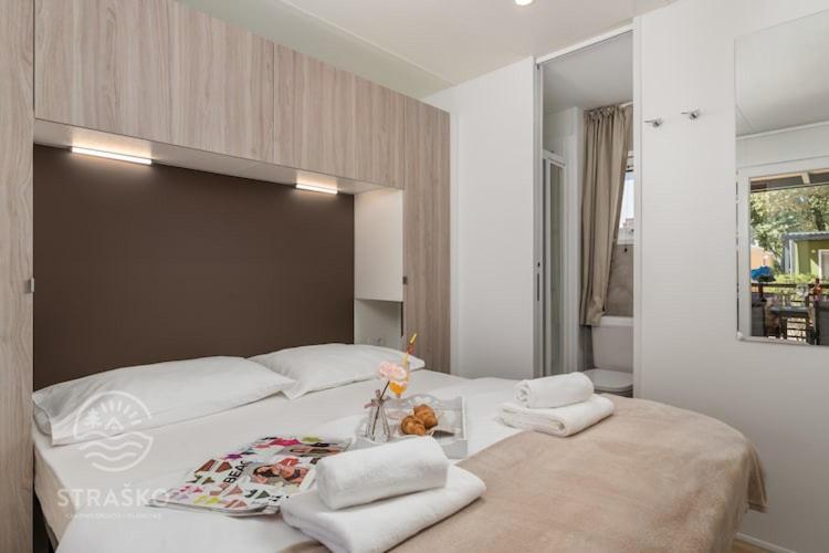 Premium Mobile Home In ノヴァリャ エクステリア 写真